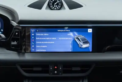 Porsche Macan 2025 - 89950 EUR, 8000 km - AUTO.MOTO.pt - 8000km - foto 44 de 57