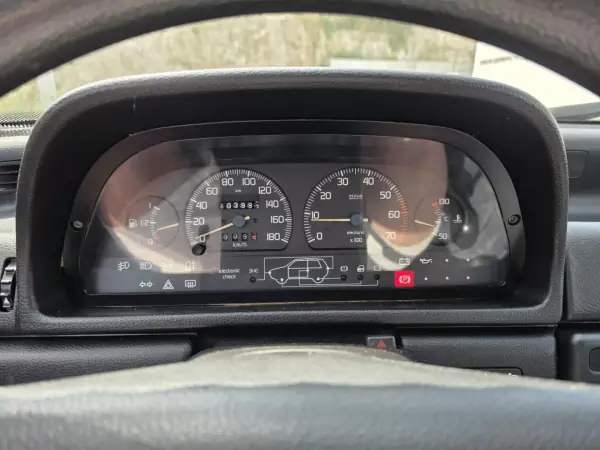 Fiat Uno 1993 - 1490 EUR, 103000 km - AUTO.MOTO.pt - 103000km - foto 5 de 14