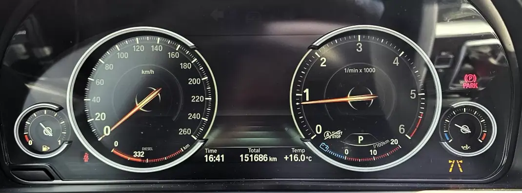 BMW X5 2017 - 35000 EUR, 150000 km - AUTO.MOTO.pt - 150000km - foto 12 de 40