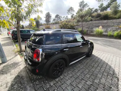 MINI Countryman 2019 - 21900 EUR, 121000 km - AUTO.MOTO.pt - 121000km - foto 4 de 14
