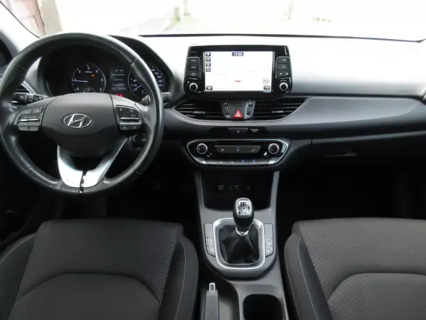 Hyundai i30 2019 - 15490 EUR, 107000 km - AUTO.MOTO.pt - 107000km - foto 34 de 42