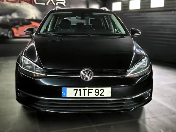 Volkswagen Golf Variant 2017 - 11500 EUR, 190200 km - AUTO.MOTO.pt - 190200km - foto 14 de 30