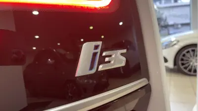 BMW i3 2021 - 22990 EUR, 23272 km - AUTO.MOTO.pt - 23272km - foto 12 de 42