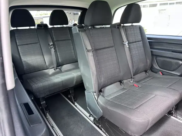 Mercedes-Benz Vito Tourer 2018 - 24900 EUR, 175000 km - AUTO.MOTO.pt - 175000km - foto 29 de 49