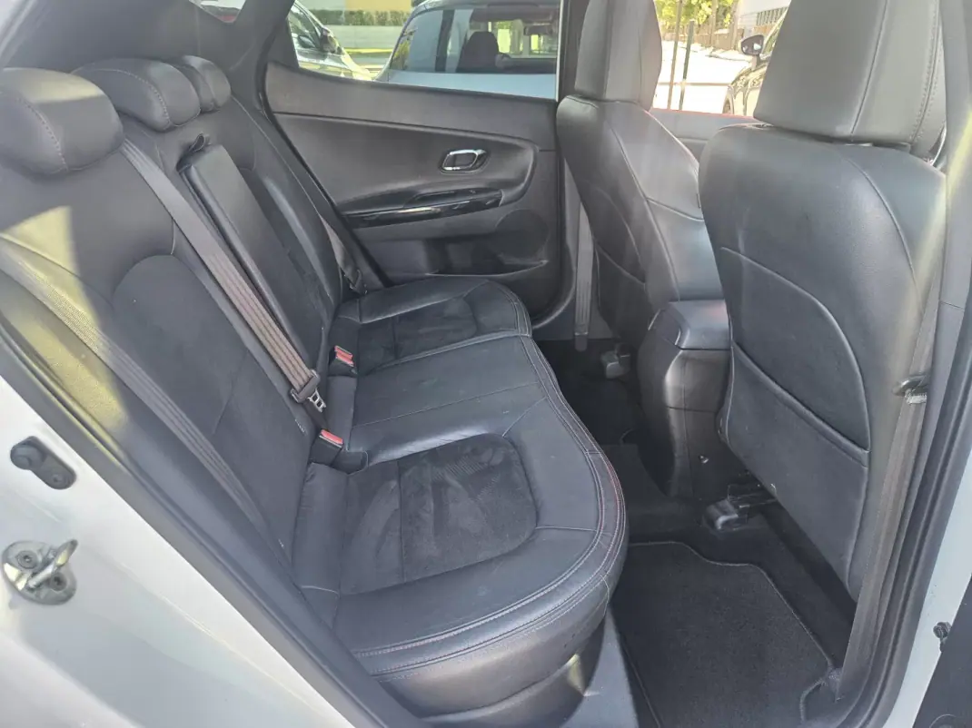 Kia Ceed 2015 - 15900 EUR, 113000 km - 113000km - foto 15 de 31