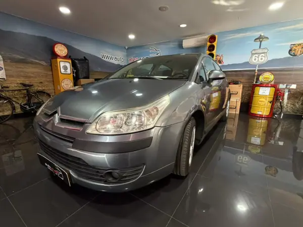 Citroën C4 2012 - 4000 EUR, 314828 km - AUTO.MOTO.pt - 314828km - foto 3 de 18