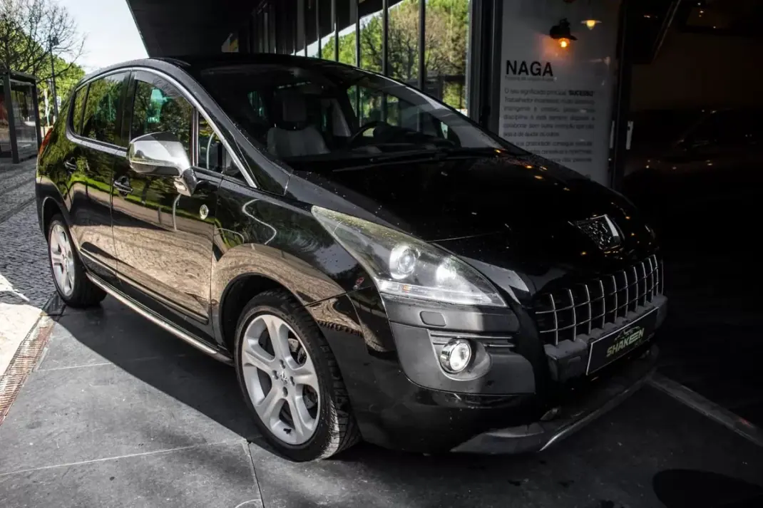 Peugeot 3008 2012 - 6900 EUR, 286405 km - AUTO.MOTO.pt - 286405km - foto 11 de 35
