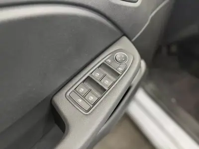 Renault Clio 2024 - 19500 EUR, 14000 km - AUTO.MOTO.pt - 14000km - foto 16 de 18