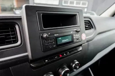 Renault MASTER 2.2DCI CAIXA ABERTA 2023 - 22750 EUR, 166000 km - AUTO.MOTO.pt - 166000km - foto 9 de 20