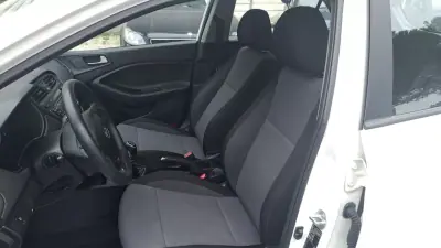 Hyundai i20 2018 - 9980 EUR, 134296 km - AUTO.MOTO.pt - 134296km - foto 25 de 43