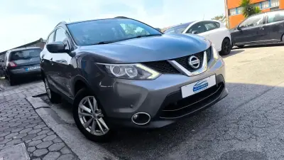 Nissan Qashqai 2015 - 12400 EUR, 173000 km - AUTO.MOTO.pt - 173000km - foto 6 de 22