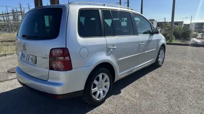 Volkswagen Touran 2007 - 6900 EUR, 315000 km - 315000km - foto 6 de 27