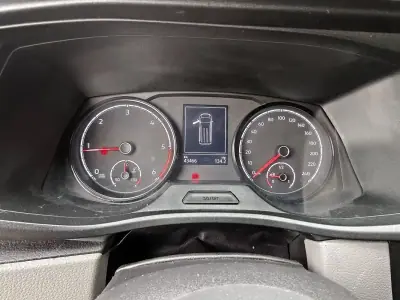 VW T6 TRANSPORTER 2.0 TDI KASTEN/ 3 LUGARES/ IVA DEDUTIVEL 2023 - 27490 EUR, 43500 km - AUTO.MOTO.pt - 43500km - foto 24 de 28