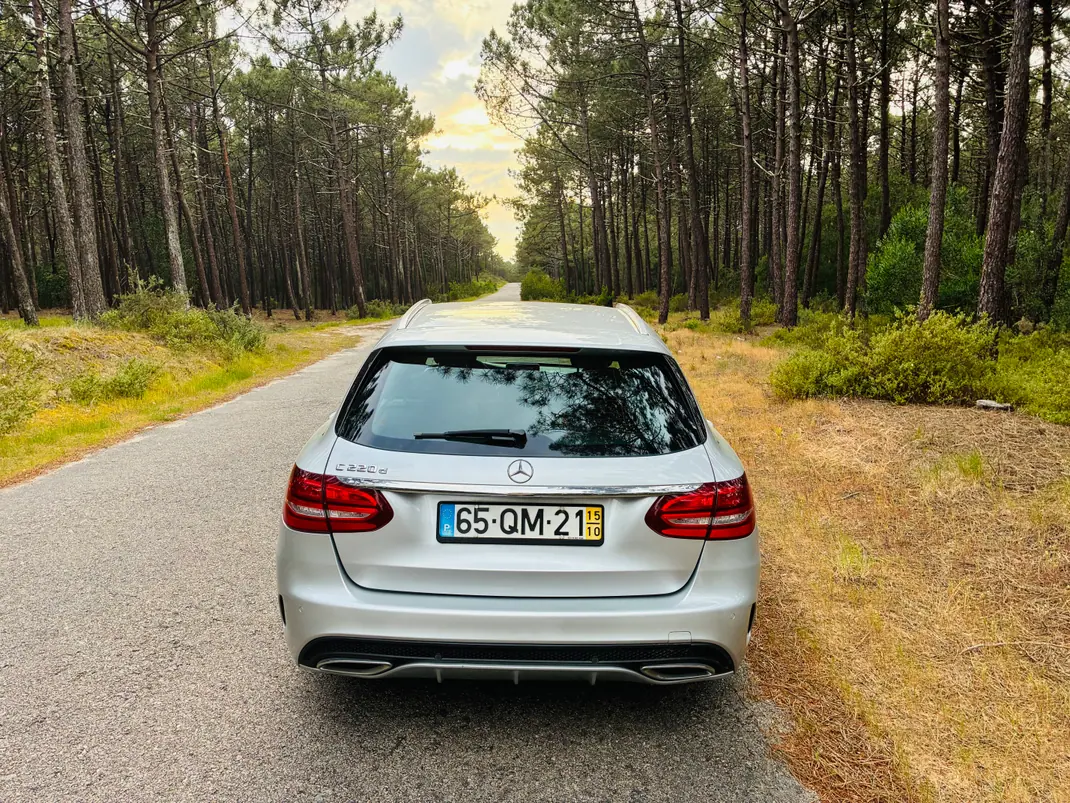 Mercedes-Benz C 220 2015 - 15750 EUR, 245700 km - AUTO.MOTO.pt - 245700km - foto 3 de 10
