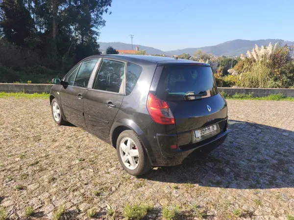 Renault Scénic 2008 — photo 3 of 11