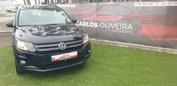 Volkswagen Tiguan 2012 - 10950 EUR, 178600 km - AUTO.MOTO.pt - 178600km - foto 2 de 17