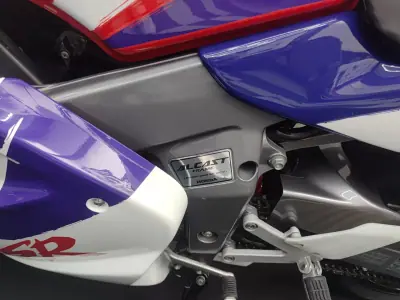 Honda NSR 50R 1998 - 7400 EUR, 26000 km - AUTO.MOTO.pt - 26000km - foto 14 de 26