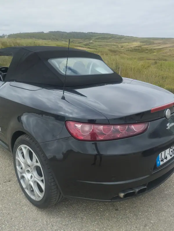 Alfa Romeo Spider 2008 - 15000 EUR, 134000 km - 134000km - foto 5 de 14