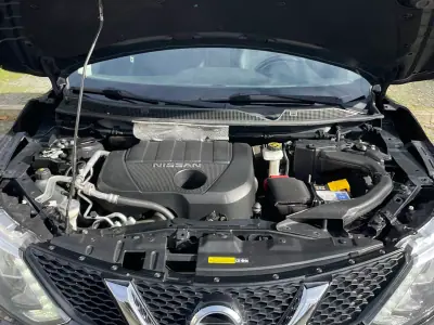 Nissan Qashqai 2017 - 13700 EUR, 243000 km - AUTO.MOTO.pt - 243000km - foto 12 de 28