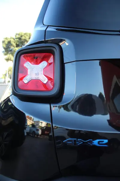 Jeep Renegade 2022 - 18990 EUR, 99500 km - 99500km - foto 9 de 49