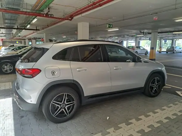 Mercedes-Benz EQA 2021 - 29900 EUR, 38137 km - 38137km - foto 5 de 15