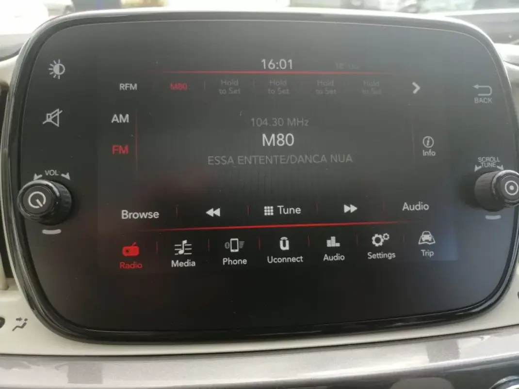 Fiat 500 2018 - 13450 EUR, 54349 km - 54349km - foto 5 de 11