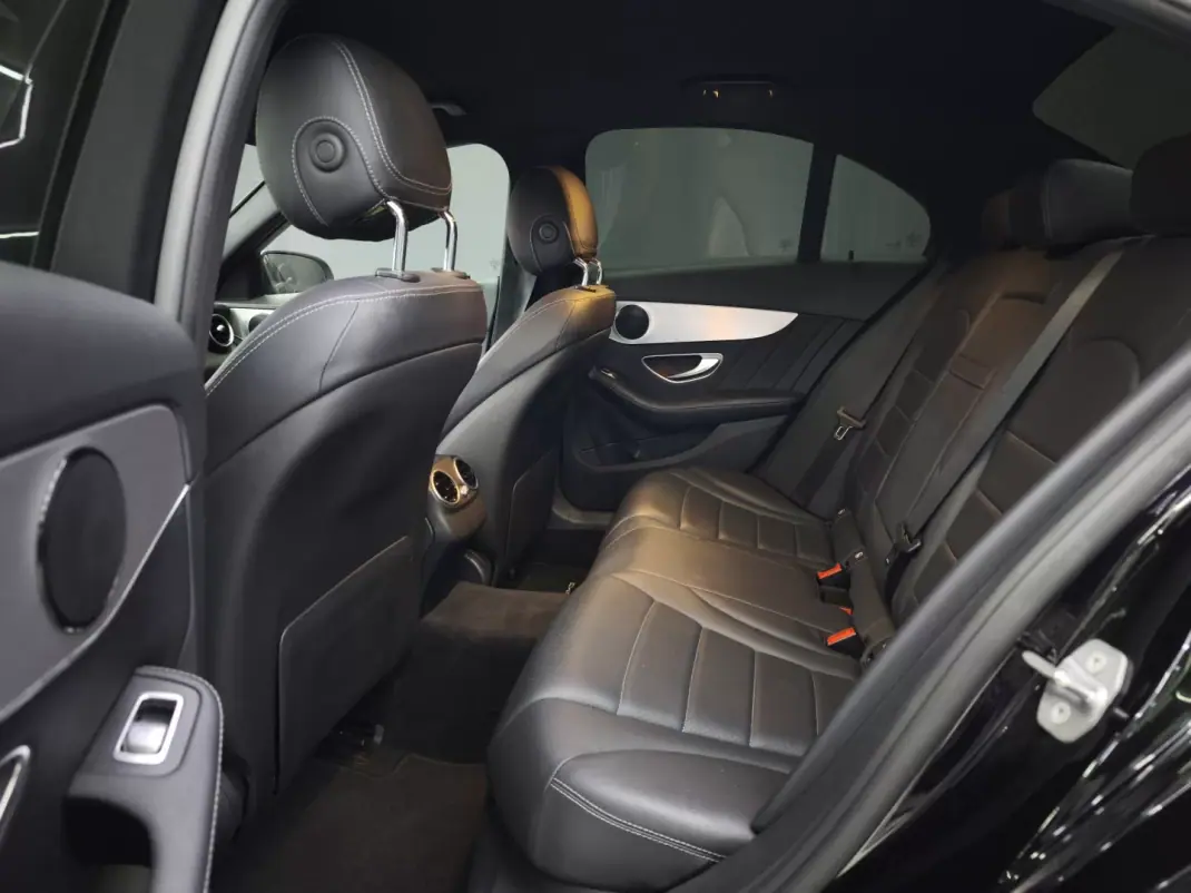 Mercedes-Benz C 220 2018 - 30950 EUR, 102676 km - AUTO.MOTO.pt - 102676km - foto 42 de 47