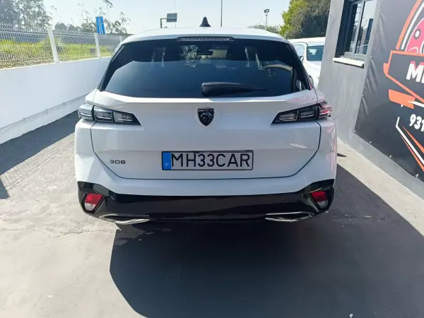 Peugeot 308 2022 - 18500 EUR, 156801 km - AUTO.MOTO.pt - 156801km - foto 30 de 32