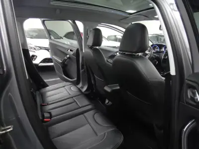 Peugeot 2008 2015 - 8990 EUR, 88000 km - AUTO.MOTO.pt - 88000km - foto 18 de 25