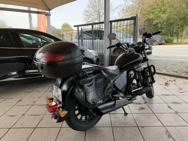 2011 - 1750 EUR, 20349 km - AUTO.MOTO.pt - 20349km - foto 3 de 10