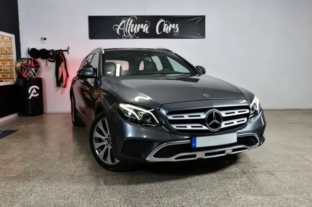 Mercedes-Benz E 220 2018 - 29900 EUR, 230000 km - AUTO.MOTO.pt - 230000km - foto 1 de 32