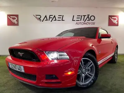 Ford Mustang 2013 - 38500 EUR, 32000 km - foto 1 de 32