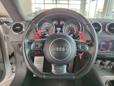 Audi TT Coupé 2009 - 21150 EUR, 115300 km - AUTO.MOTO.pt - 115300km - foto 27 de 35