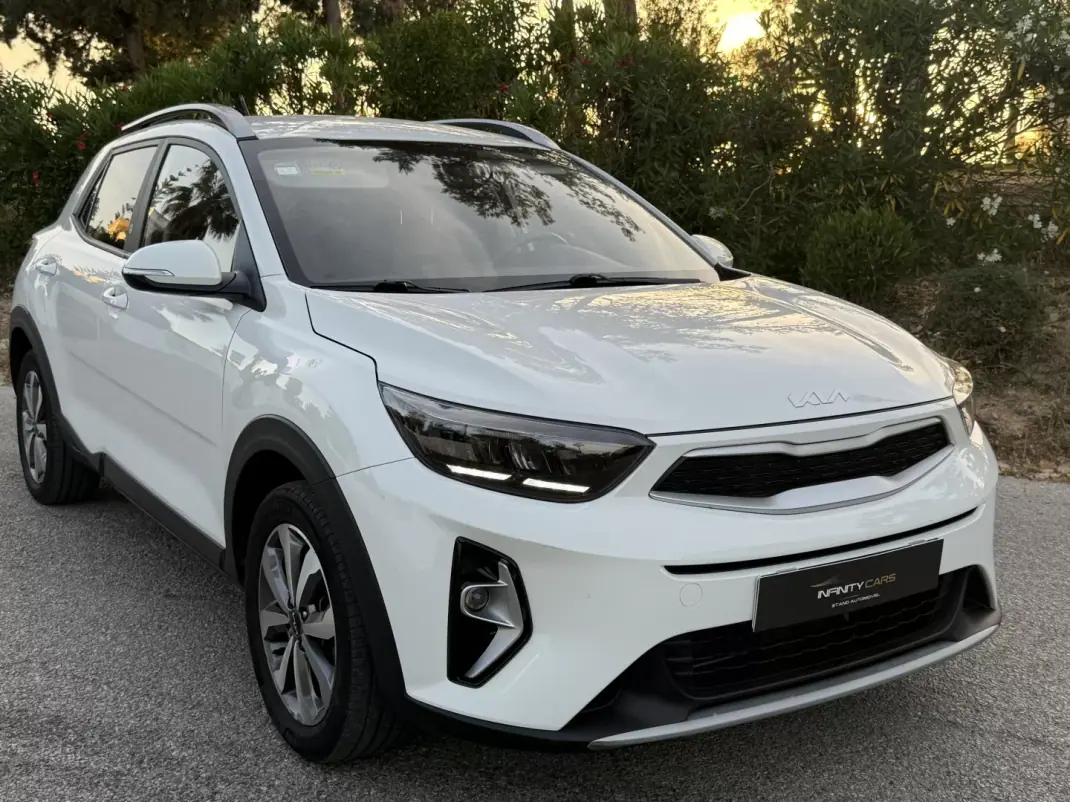 Kia Stonic 2022 - 15999 EUR, 59000 km - AUTO.MOTO.pt - 59000km - foto 4 de 14