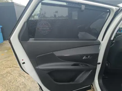 Peugeot 5008 2018 - 14990 EUR, 172200 km - AUTO.MOTO.pt - 172200km - foto 19 de 26