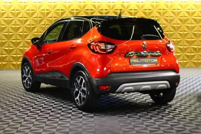 Renault Captur 2019 - 14900 EUR, 80047 km - AUTO.MOTO.pt - 80047km - foto 14 de 31