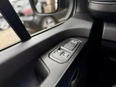 Renault Trafic 2022 - 29950 EUR, 113000 km - AUTO.MOTO.pt - 113000km - foto 17 de 24