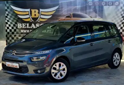 Citroën C4 Grand Picasso 2014 - 8500 EUR, 209000 km - AUTO.MOTO.pt - 209000km - foto 2 de 20
