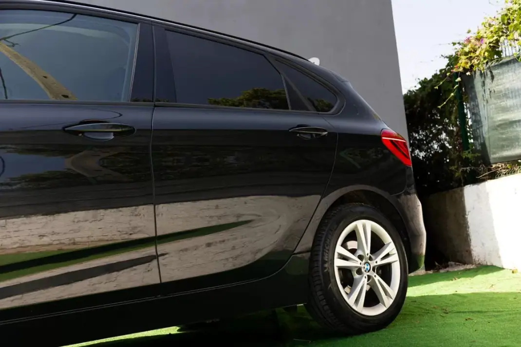 BMW 216 Active Tourer 2019 - 15750 EUR, 109700 km - AUTO.MOTO.pt - 109700km - foto 13 de 43