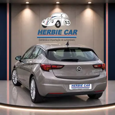 Opel Astra 2016 — foto 2 de 5