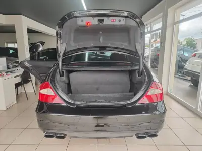 Mercedes-Benz CLS 55 AMG 2005 - 37500 EUR, 135000 km - AUTO.MOTO.pt - 135000km - foto 16 de 42