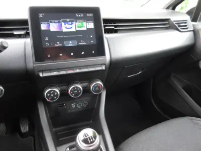 Renault Clio 2022 - 13490 EUR, 149000 km - AUTO.MOTO.pt - 149000km - foto 35 de 42