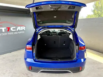Jaguar E-Pace 2018 - 27990 EUR, 120110 km - AUTO.MOTO.pt - 120110km - foto 7 de 32