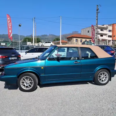 Volkswagen Golf Cabriolet 1992 - 10990 EUR, 108000 km - AUTO.MOTO.pt - 108000km - foto 4 de 15