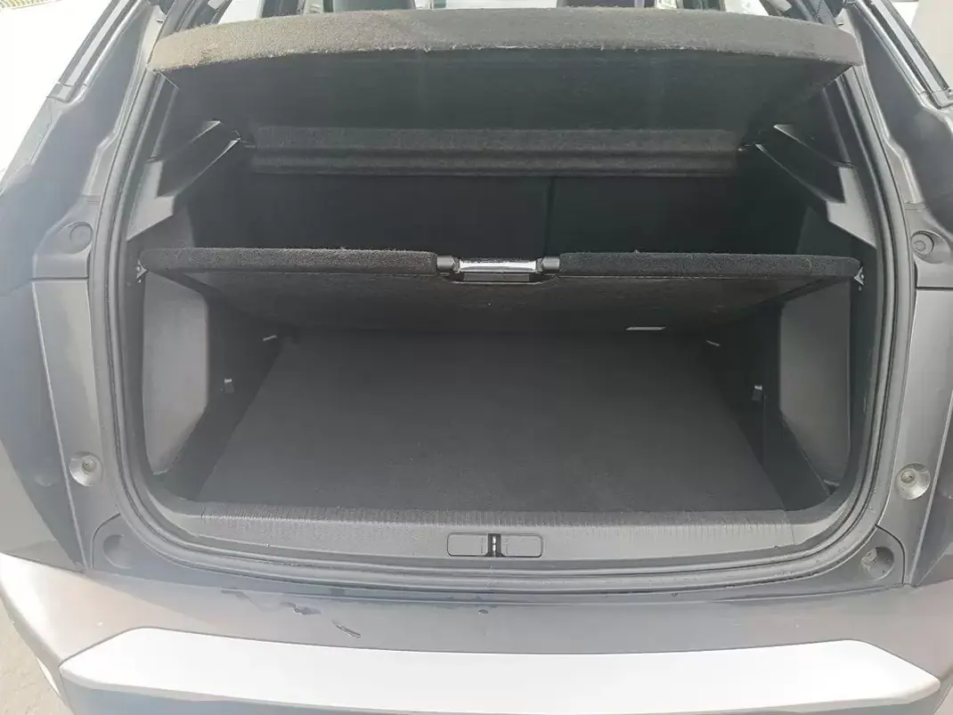 Peugeot 2008 2020 - 15900 EUR, 124990 km - AUTO.MOTO.pt - 124990km - foto 18 de 37