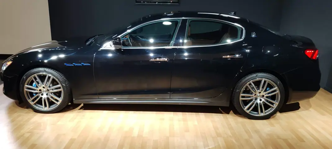 Maserati Ghibli 2021 - 54500 EUR, 29000 km - 29000km - foto 4 de 19