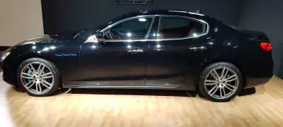 Maserati Ghibli 2021 - 54500 EUR, 29000 km - AUTO.MOTO.pt - 29000km - foto 4 de 19