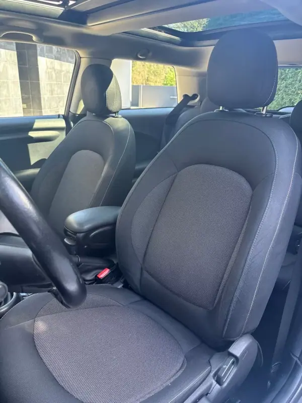 MINI Cooper 2016 - 13900 EUR, 160000 km - AUTO.MOTO.pt - 160000km - foto 10 de 24