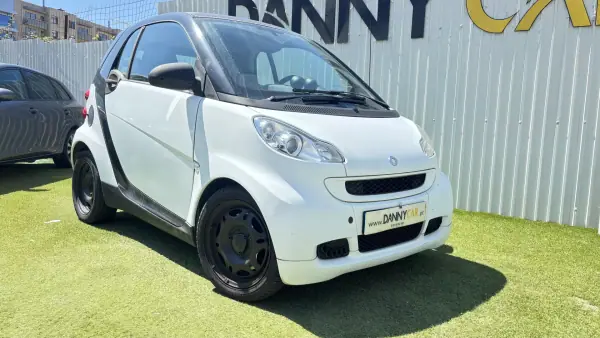 Smart ForTwo Coupé 2012 - 5900 EUR, 162000 km - AUTO.MOTO.pt - 162000km - foto 2 de 9