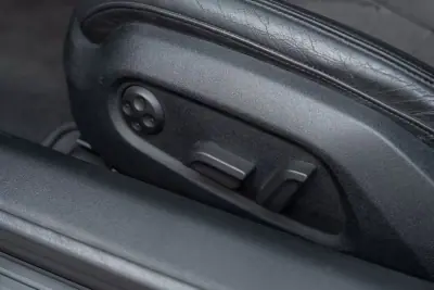 Audi R8 Coupé 2007 - 74950 EUR, 65000 km - AUTO.MOTO.pt - 65000km - foto 20 de 35